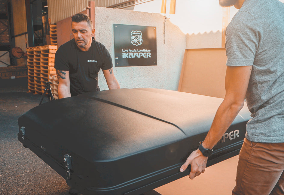 Comment se déroule la livraison ou le retrait de votre tente de toit iKamper ?